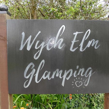 Dinky'S Den Apartment Coverack Bagian luar foto
