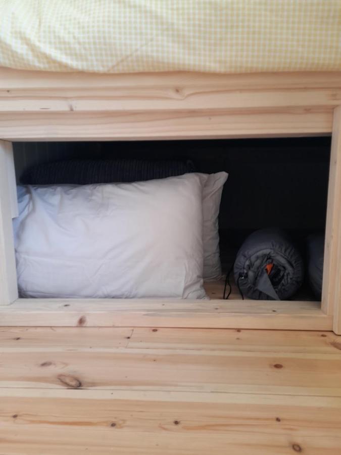 Dinky'S Den Apartment Coverack Bagian luar foto