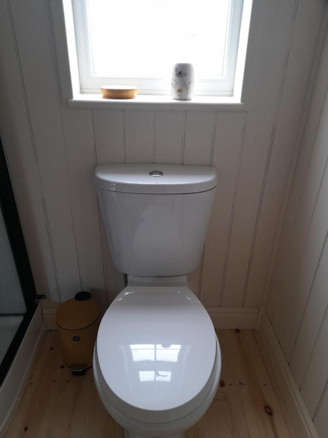 Dinky'S Den Apartment Coverack Bagian luar foto